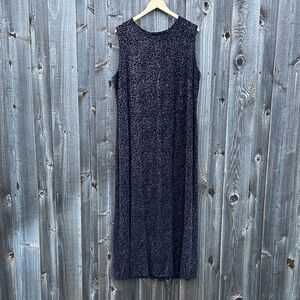 Chic Vintage Black and Gold Maxi Dress